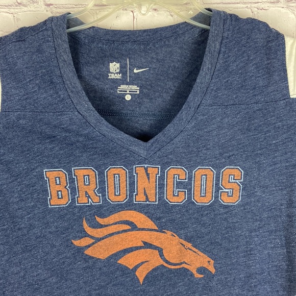 Nike NFL Denver Broncos Women's Blue Short Sleeve and V-neck Tee. Size: Large - Picture 2 of 13